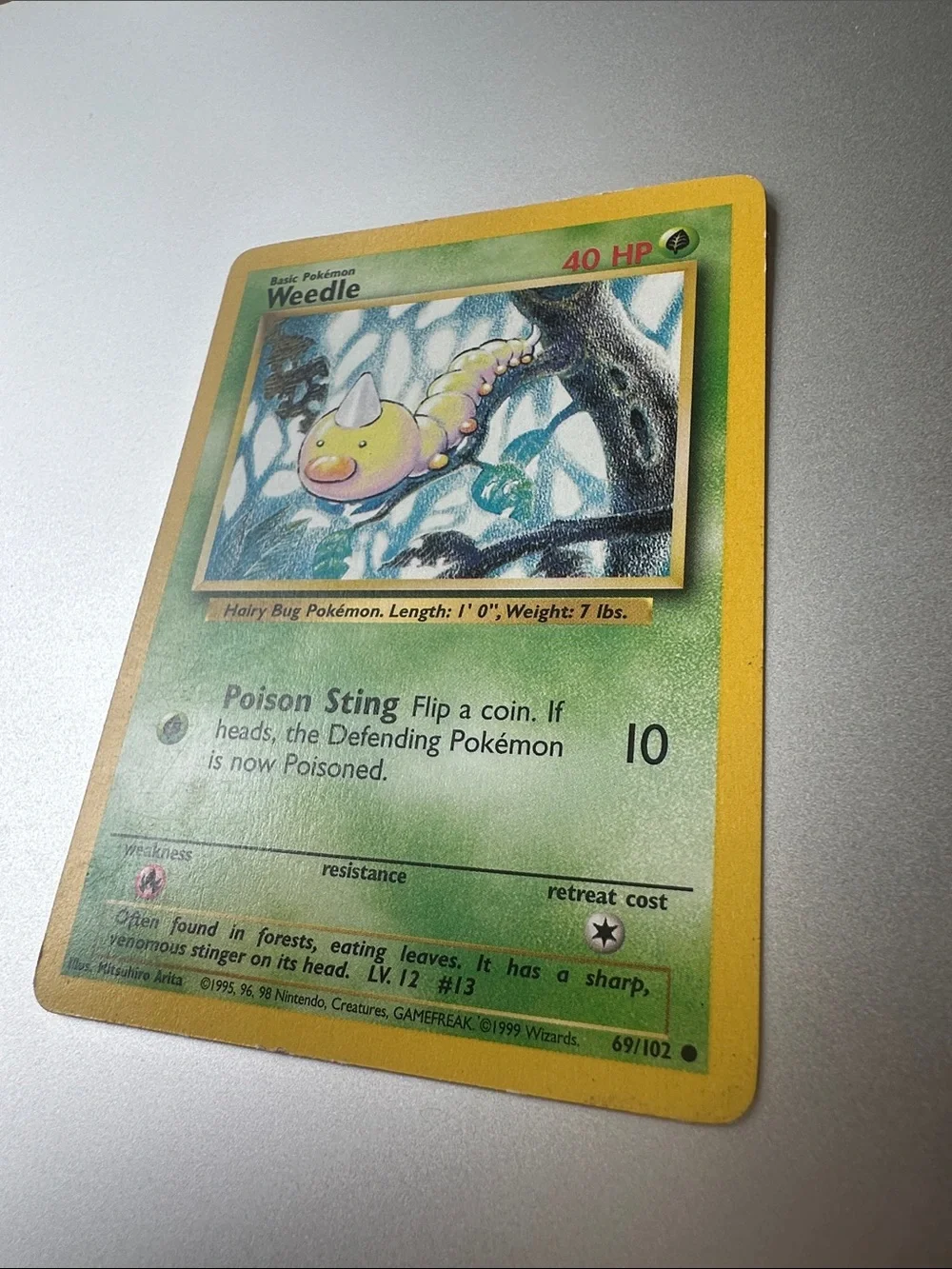 Weedle Pokémon Trading Card (69/102)